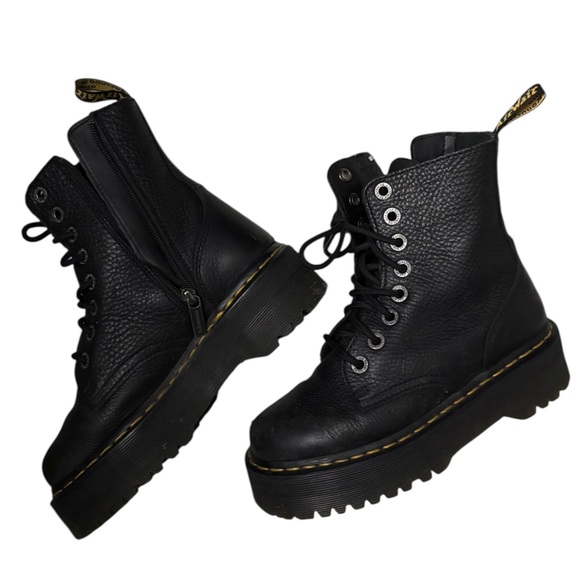 Dr. Martens Shoes - Dr marten Jadon boots size 6 soft leather